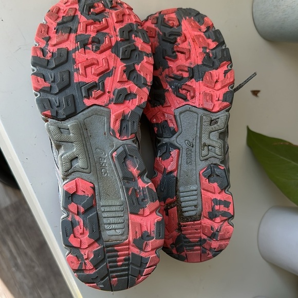 Women’s gray  Acics gel-SCRRM4 size 8.5. - Picture 4 of 6